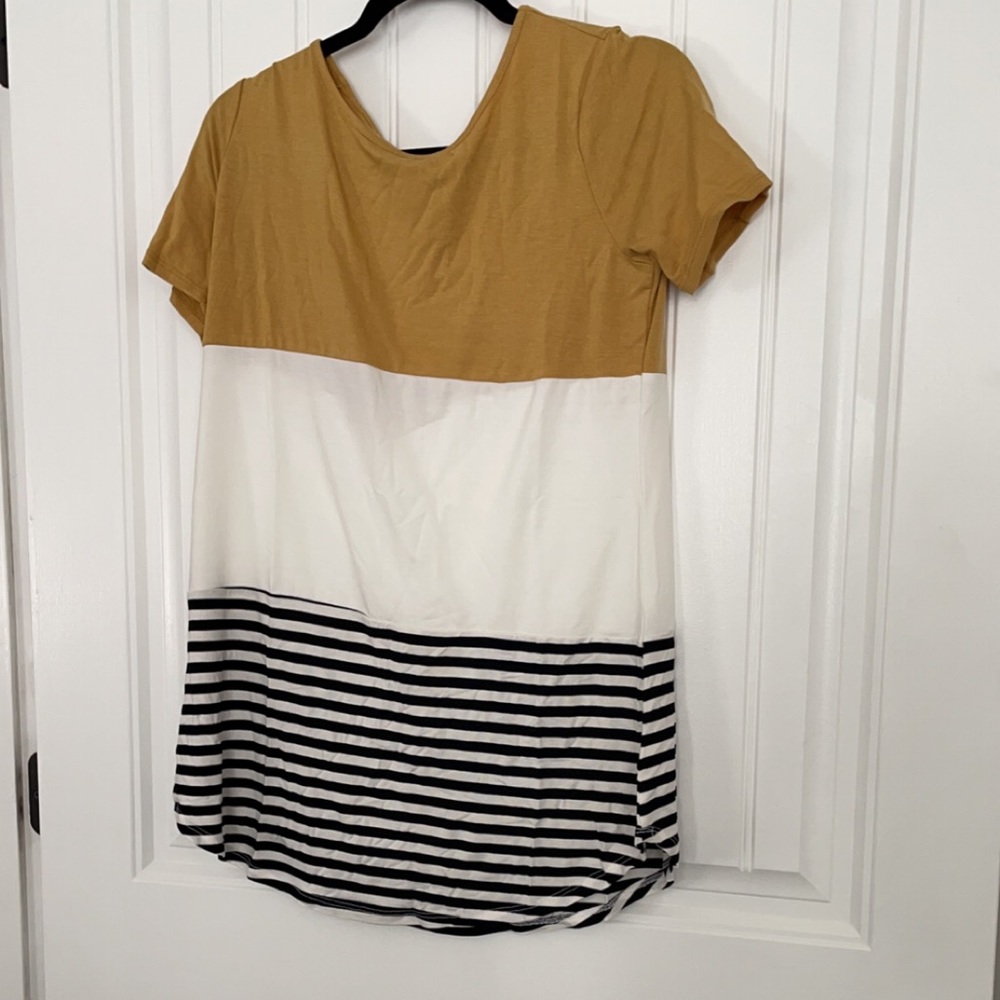 Boutique brand .multi color